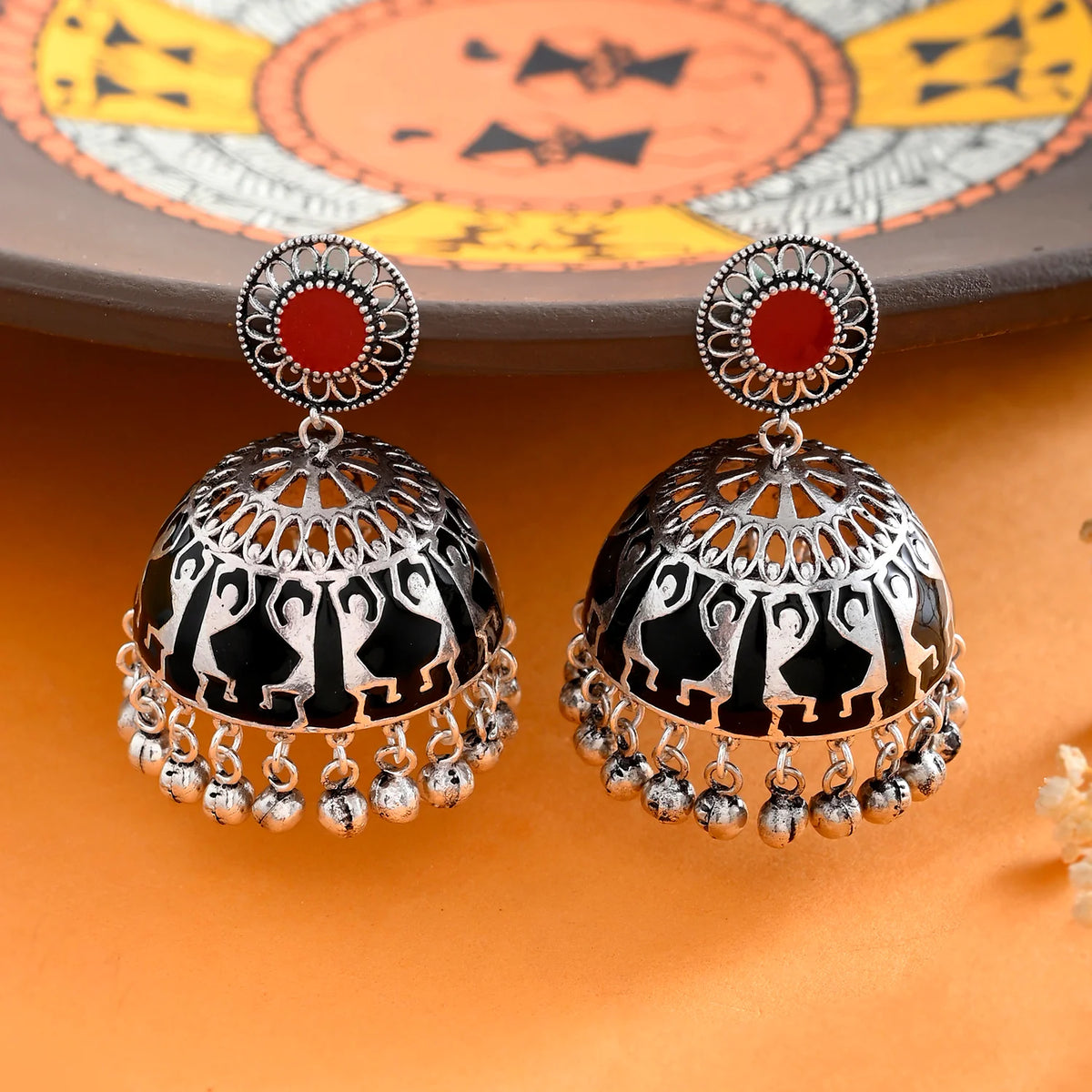 Warli Thumakda London Thumakda Jhumka